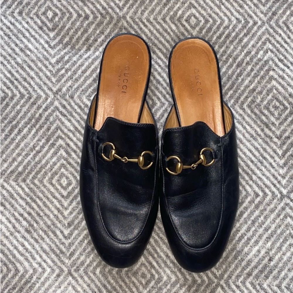 Gucci princetown leather mules
